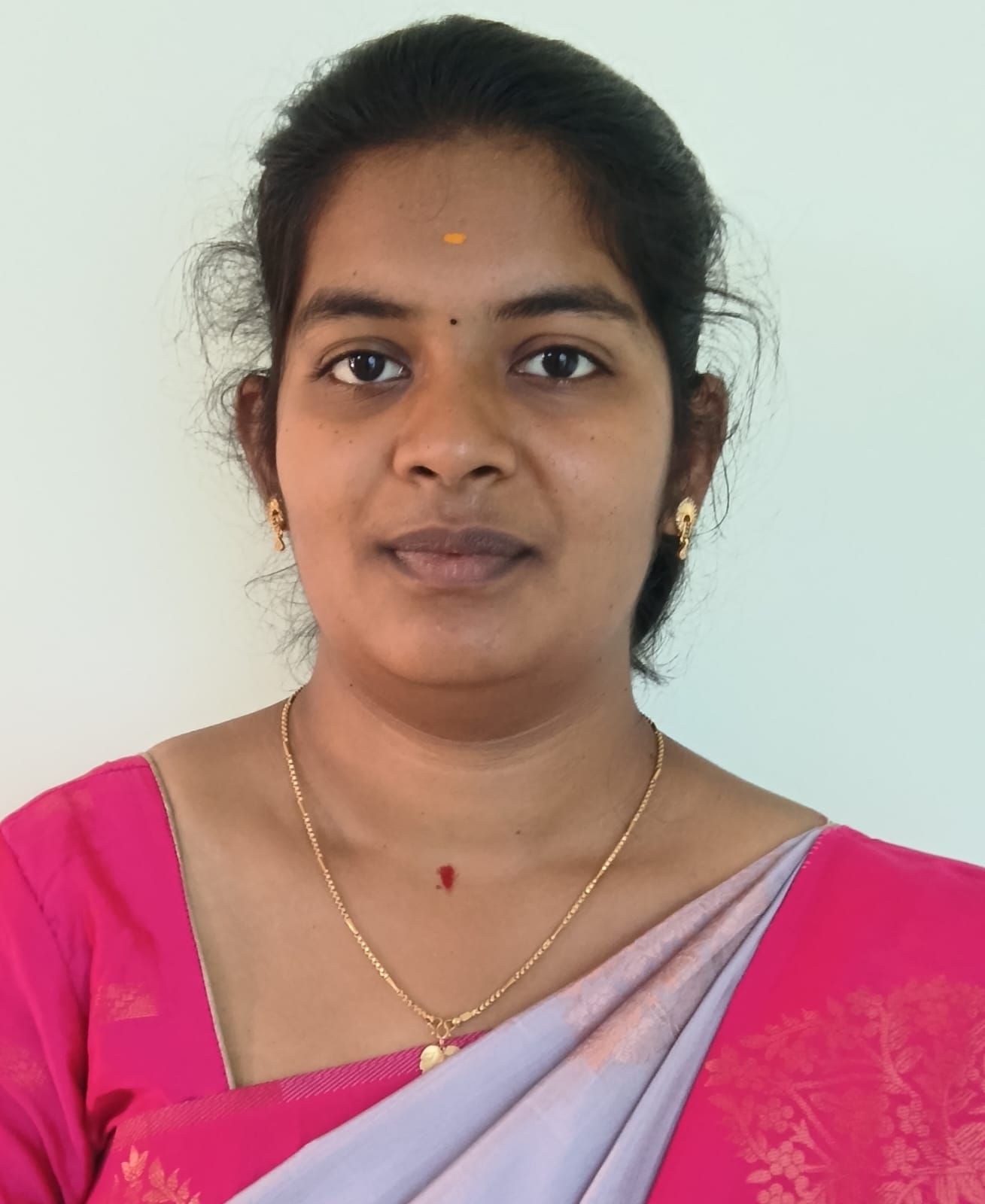 Ms. R Roja, M.Sc., B.Ed., : Asst. Professor